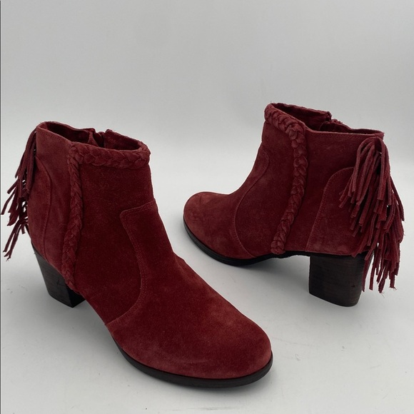 Matisse Red Suede Ankle Booties Fringe details women 9.5M casual festival boho - Picture 1 of 14